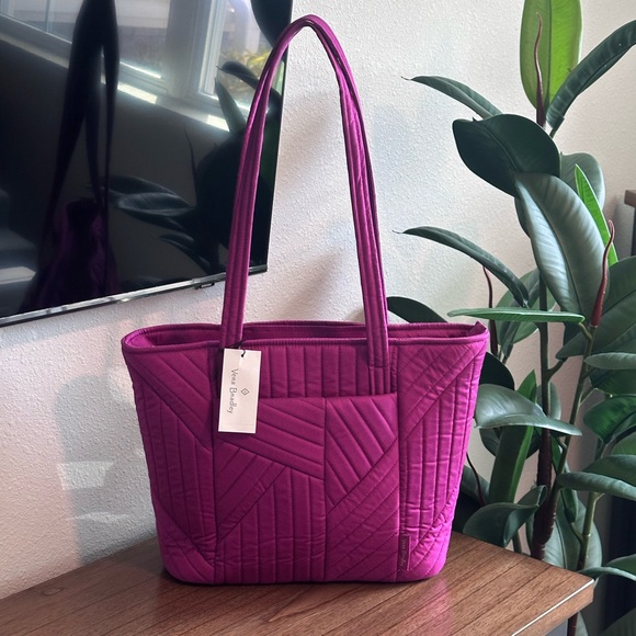 NWT - Vera Bradley Dark Raspberry Quilted Tote - Picture 11 of 11